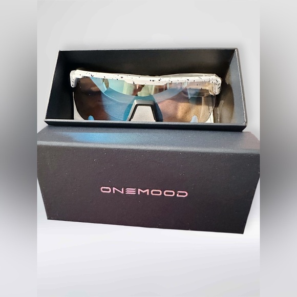 NEW Unisex Polarized Sports Sunglasses UV 400 Protection White Speckled Frame - Picture 6 of 13